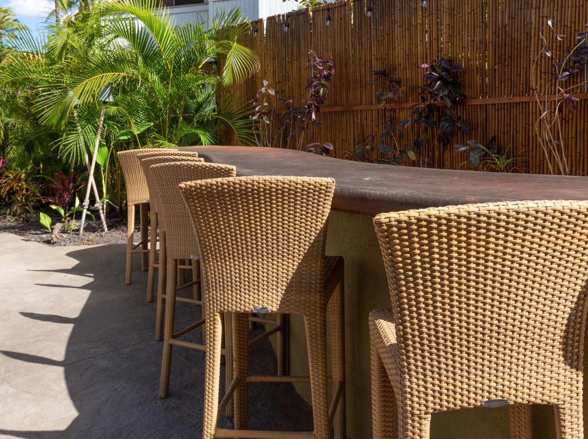 Plumeria Suite, 2-Bedrooms, Sleeps 6, Pool & Bbq, Pre-Renovation Summer Sale Kihei Exterior foto